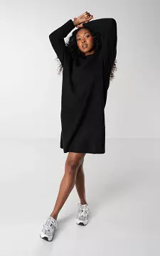 Knitted dress with round neck | Black | Guts & Gusto